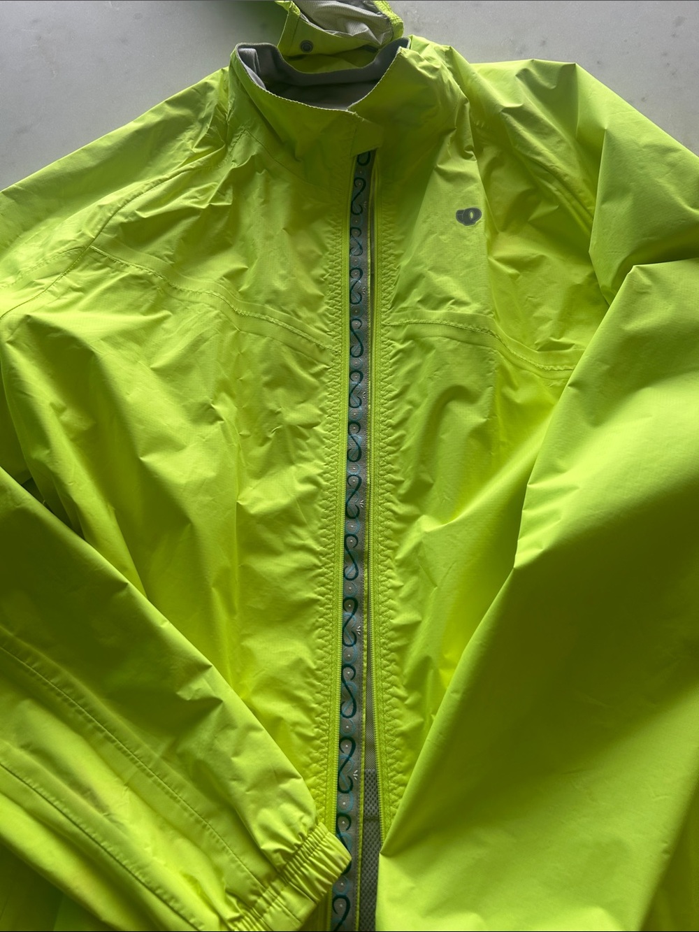 Pearl Izumi High-Visibility Lime Yellow Cycling Jacket - Picture 7 of 9
